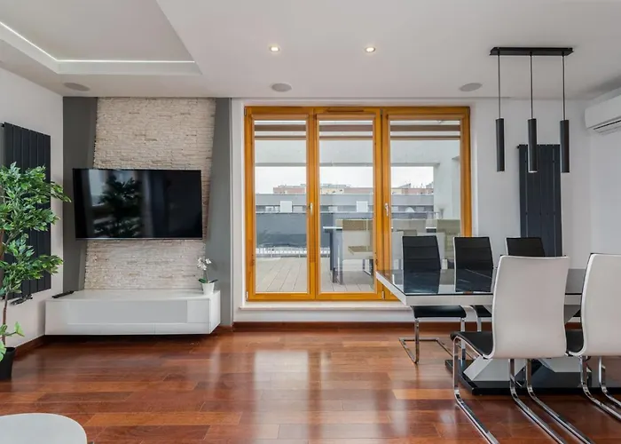 Superior Apartment With Big Terrace And Parking Zablocie