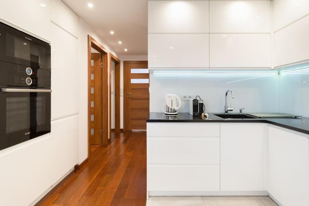 Superior With Big Terrace And Parking Zablocie Apartment